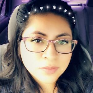 Meet your Posher, Denisse